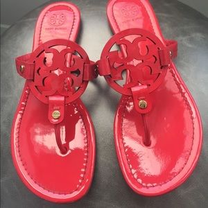 LIKE NEW Tory Burch Sandals